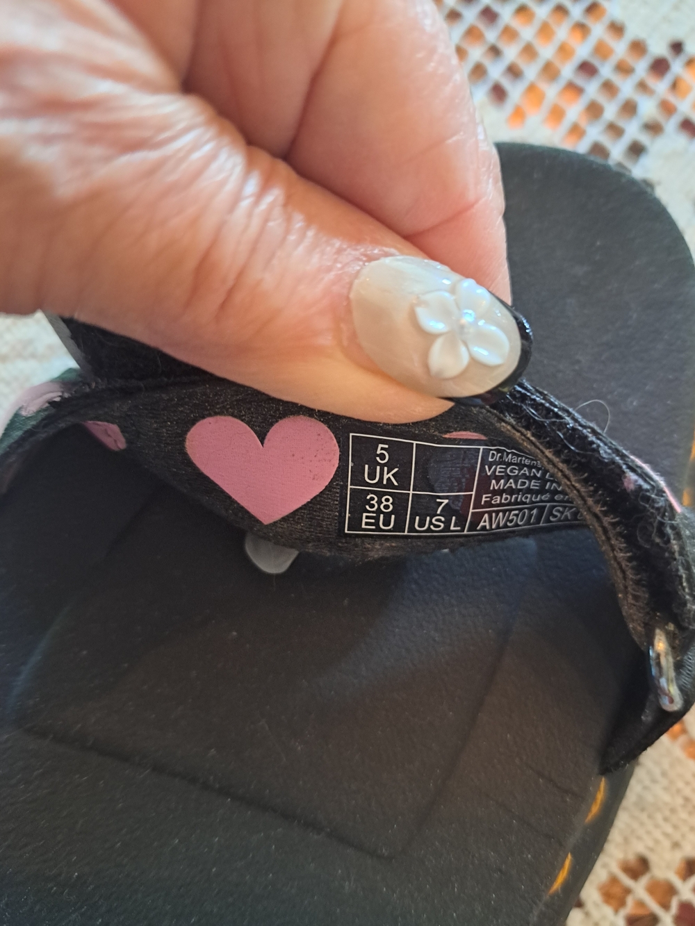 Dr Martens Lazy Oaf Wedge Sandals Pink Hearts 7 - Picture 4 of 6
